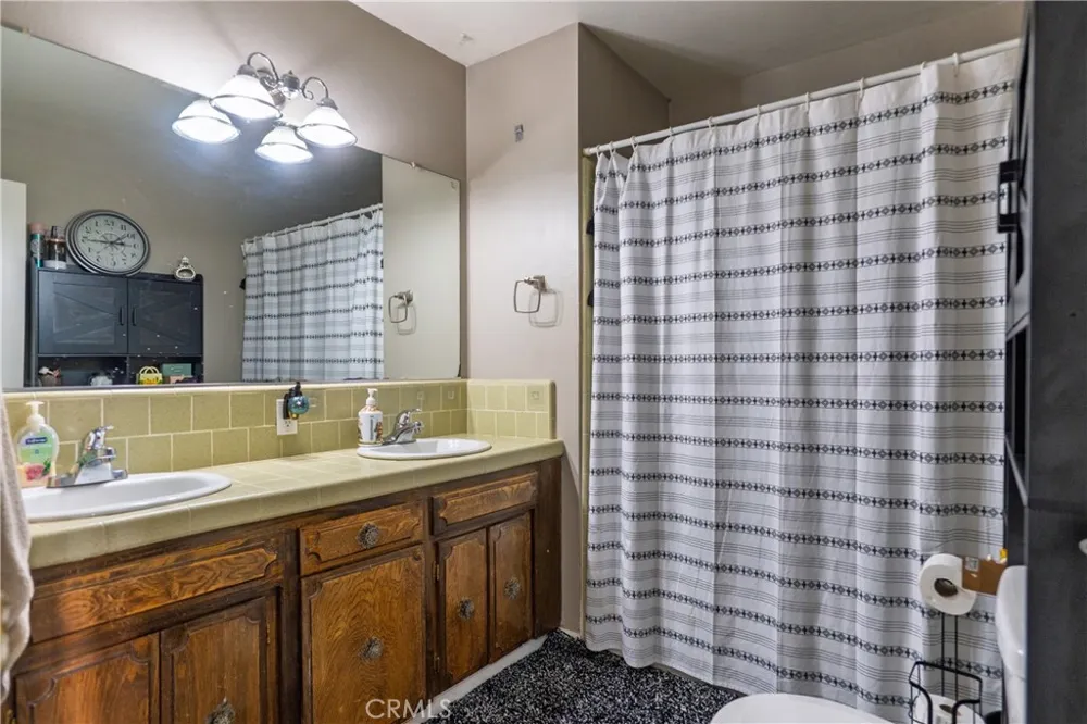2869 Hillcrest Street Atwater, CA 95301