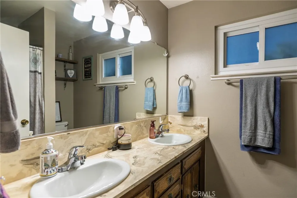 2869 Hillcrest Street Atwater, CA 95301
