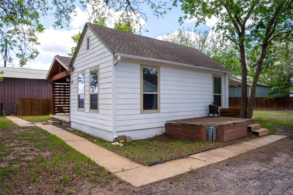 19107 Fm 969 Road Webberville, TX 78653
