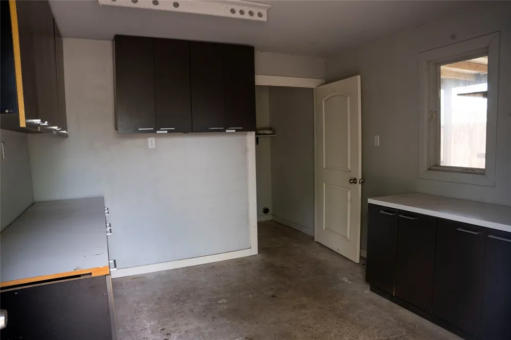 19107 Fm 969 Road Webberville, TX 78653