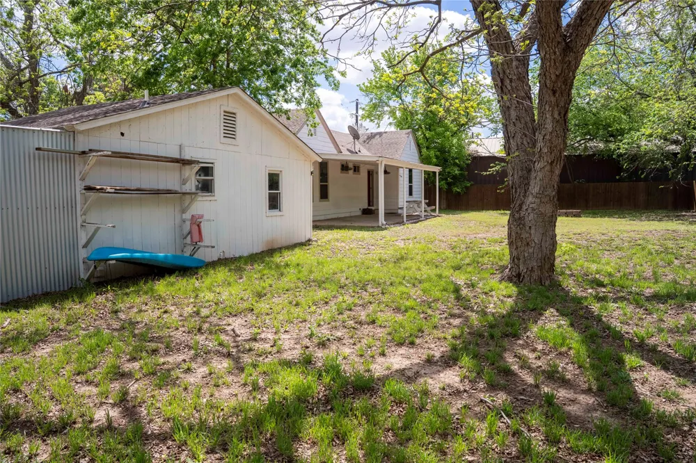 19107 Fm 969 Road Webberville, TX 78653