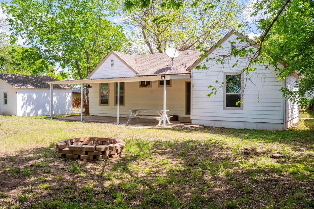 19107 Fm 969 Road Webberville, TX 78653