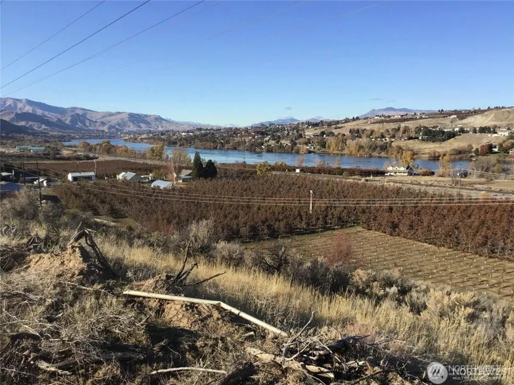 2627 Malaga Alcoa Highway Malaga, WA 98828