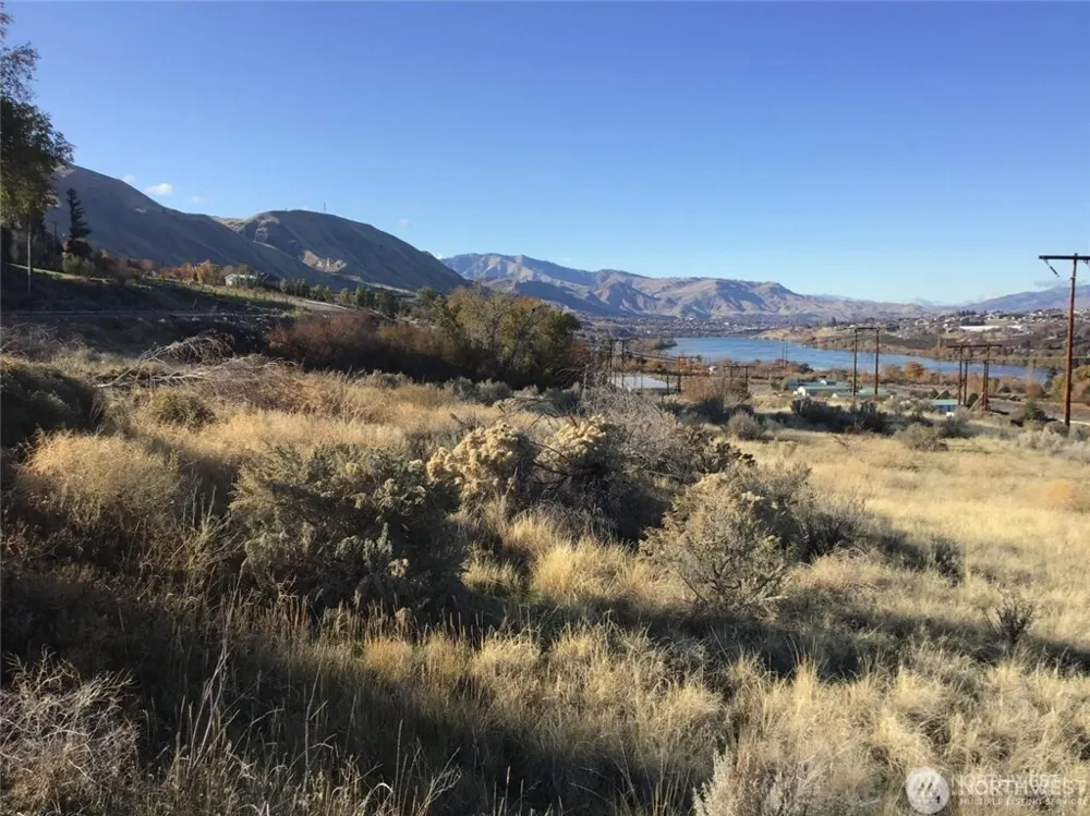 2627 Malaga Alcoa Highway Malaga, WA 98828
