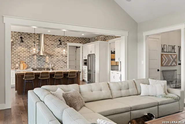 359 Ash Juniper New Braunfels, TX 78132