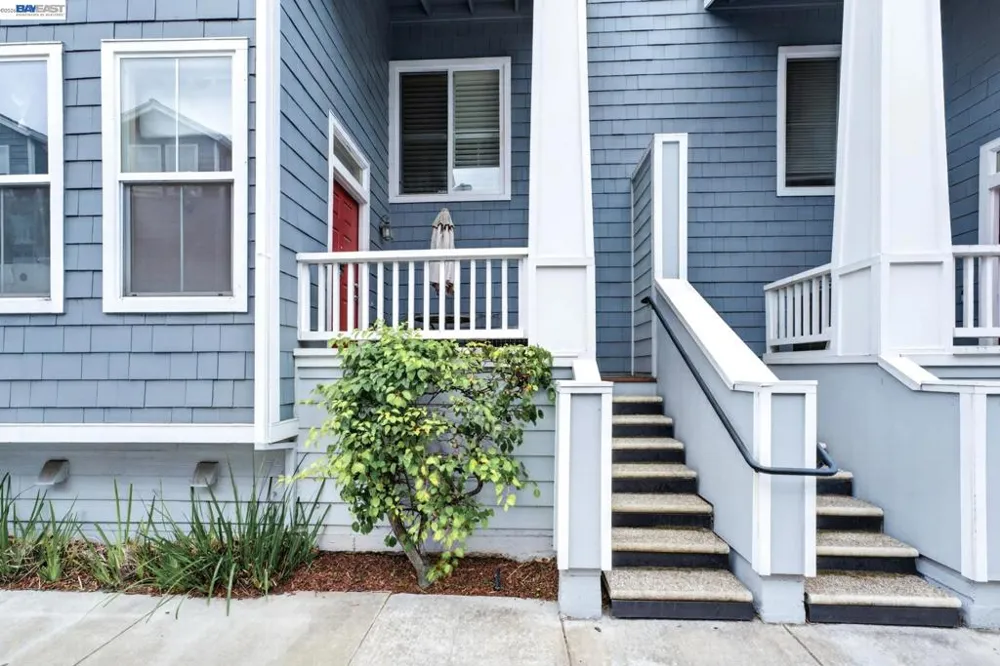655 Veranda Cir Hayward, CA 94541
