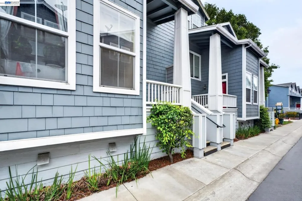 655 Veranda Cir Hayward, CA 94541