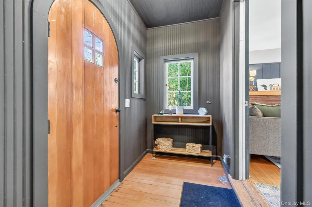 51 Lake Drive Lake Peekskill, NY 10537