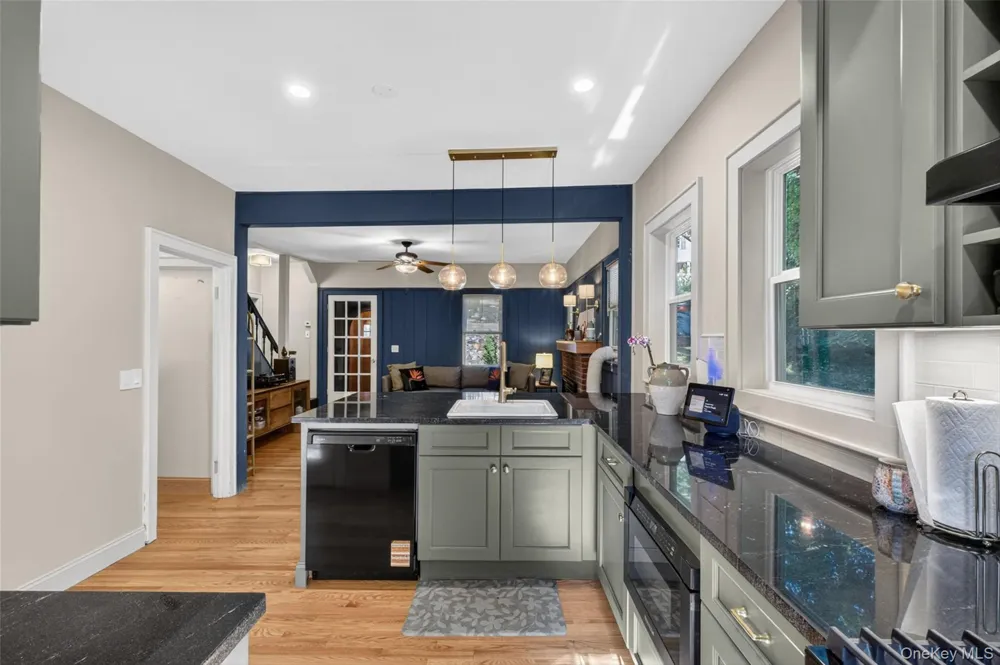 51 Lake Drive Lake Peekskill, NY 10537