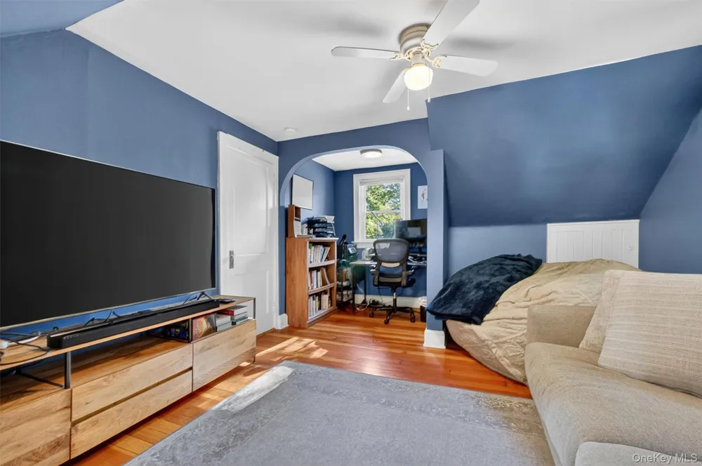 51 Lake Drive Lake Peekskill, NY 10537