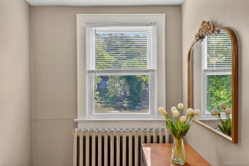 51 Lake Drive Lake Peekskill, NY 10537