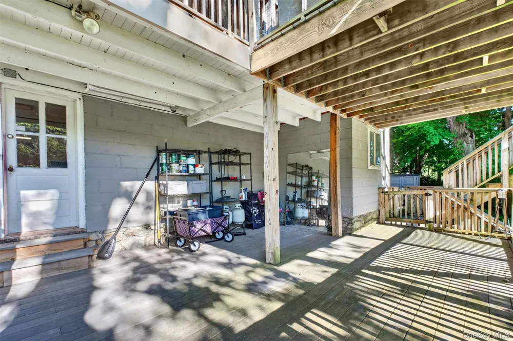 51 Lake Drive Lake Peekskill, NY 10537
