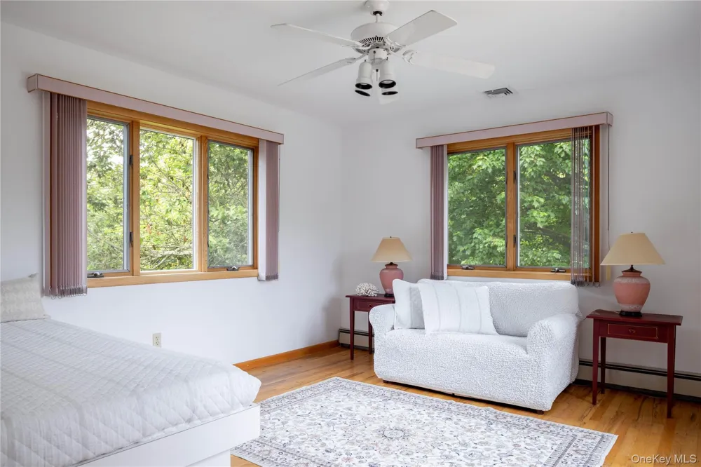 100 Bayberry Lane Southold, NY 11971