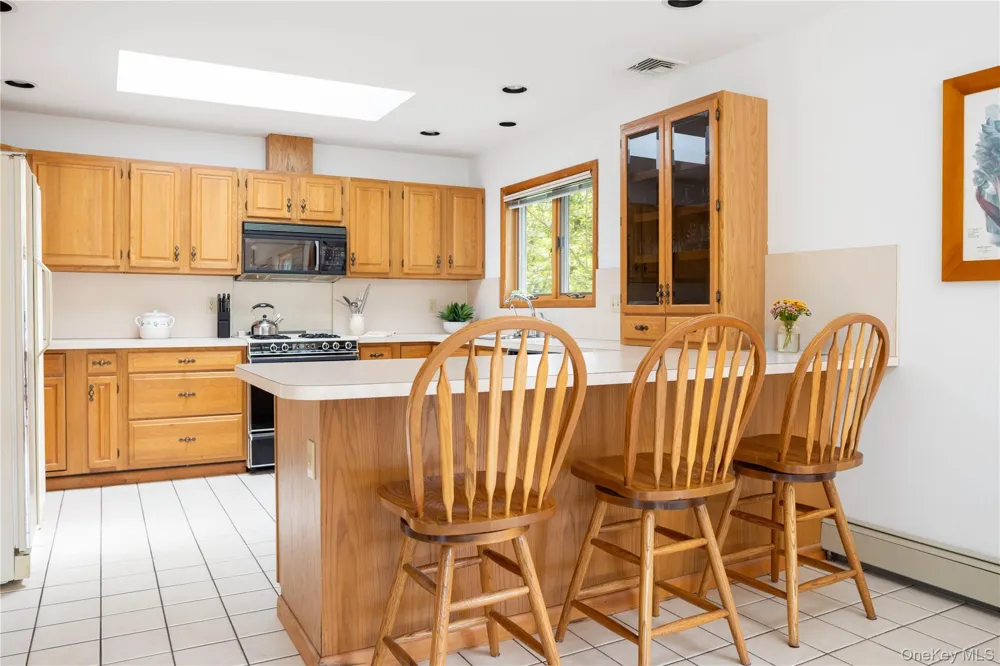 100 Bayberry Lane Southold, NY 11971