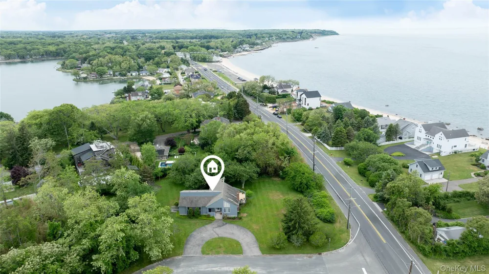 100 Bayberry Lane Southold, NY 11971