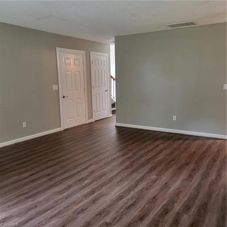 1302 Chickasha Drive Lewisville, NC 27023