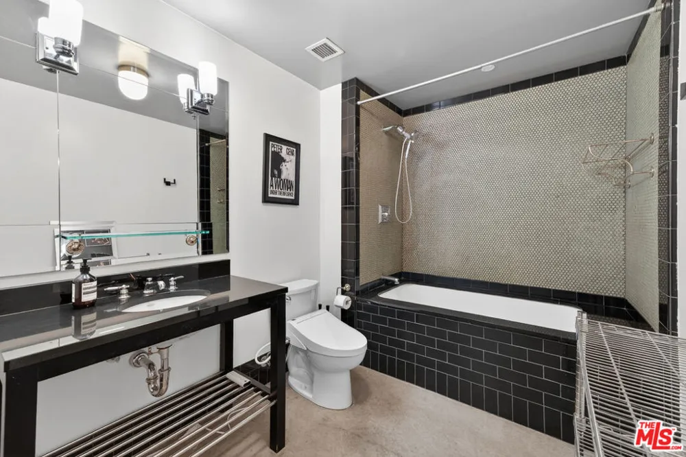 849 S Broadway #203 Los Angeles, CA 90014