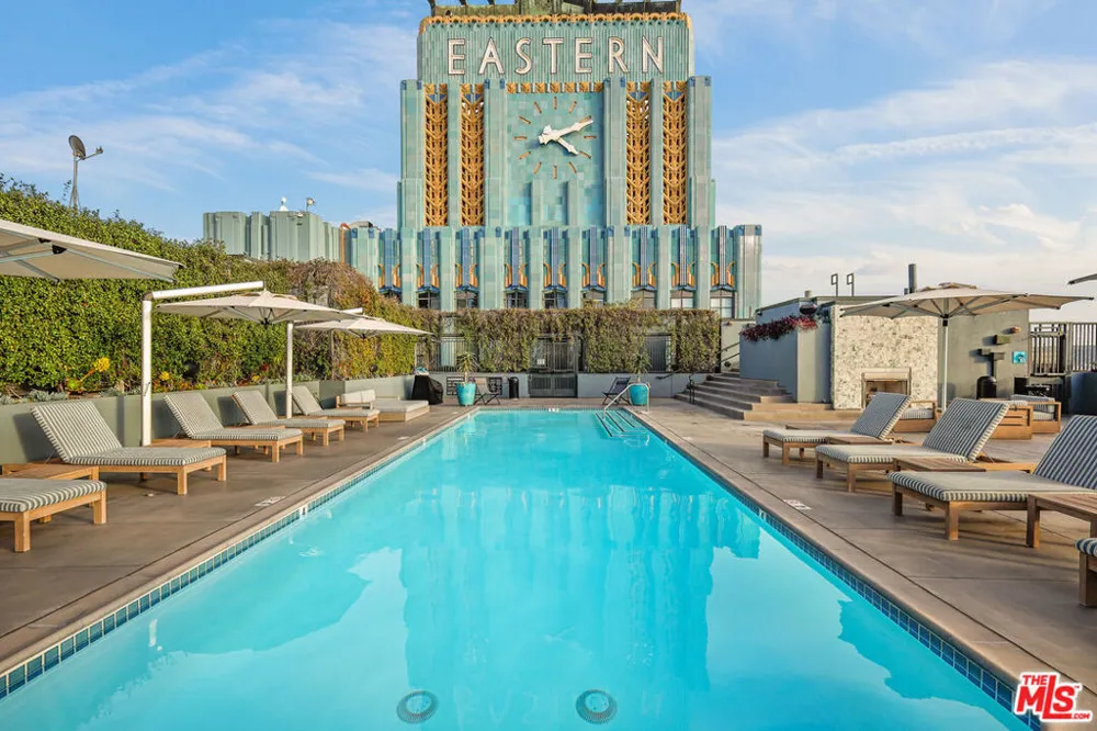 849 S Broadway #203 Los Angeles, CA 90014