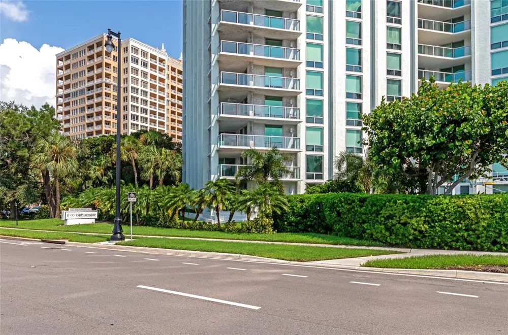 1111 GULFSTREAM AVE #1A AVENUE #1A Sarasota, FL 34236