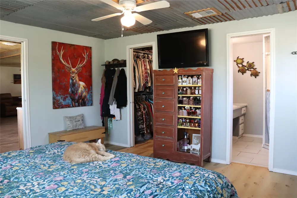 3900 County Road 304a Comanche, TX 76442