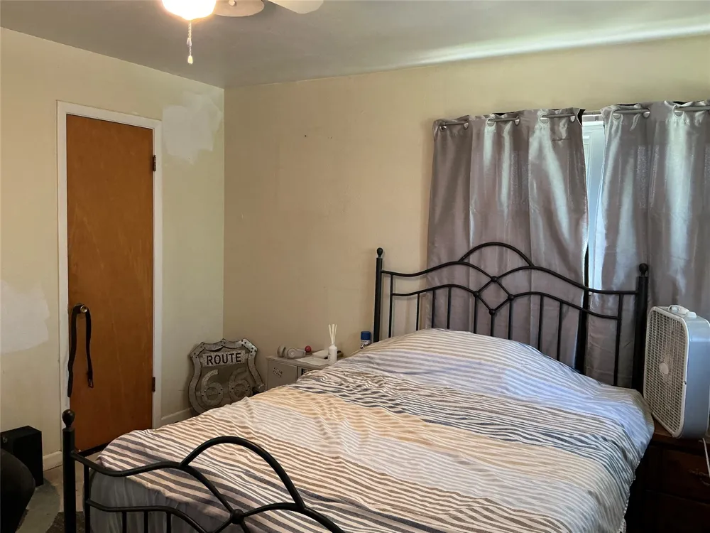 3900 County Road 304a Comanche, TX 76442