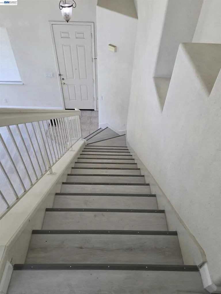 378 Alvarado St San Leandro, CA 94577