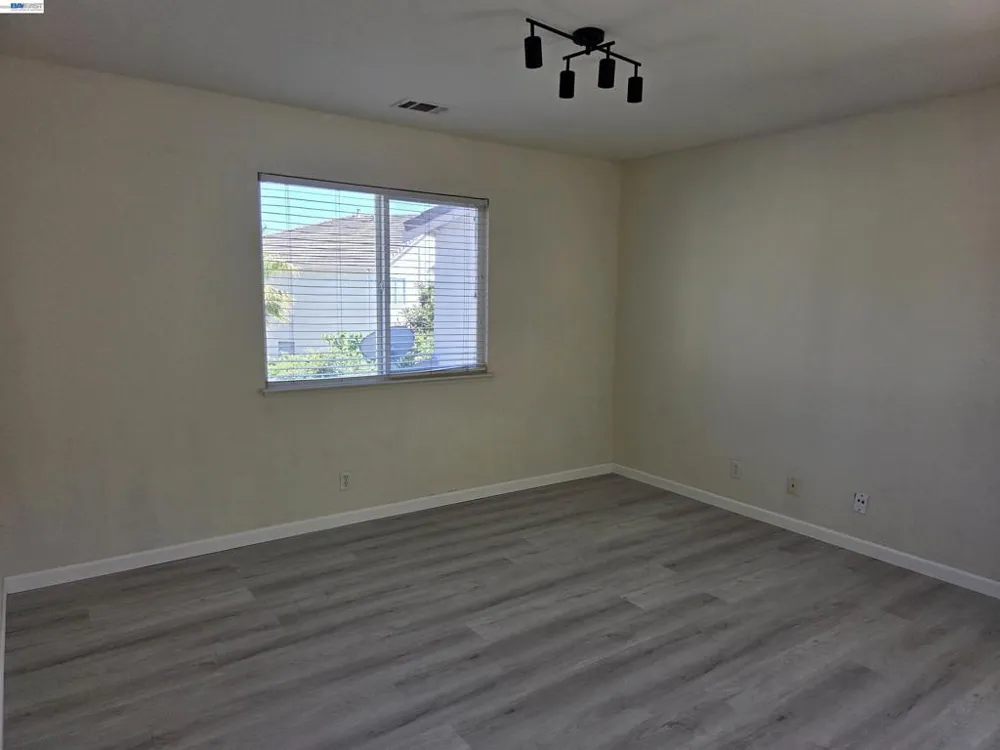 378 Alvarado St San Leandro, CA 94577