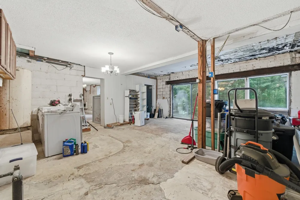 700 Contour Avenue South Pittsburg, TN 37380