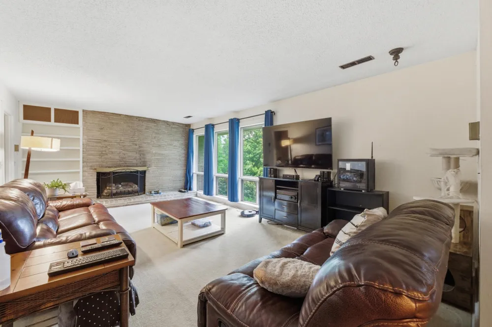 700 Contour Avenue South Pittsburg, TN 37380