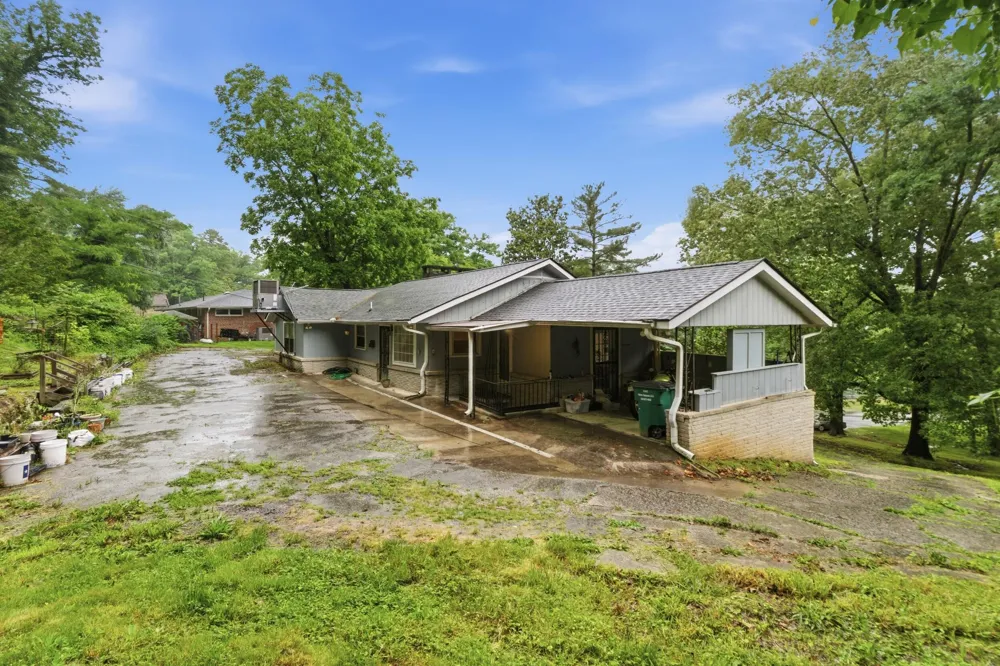 700 Contour Avenue South Pittsburg, TN 37380