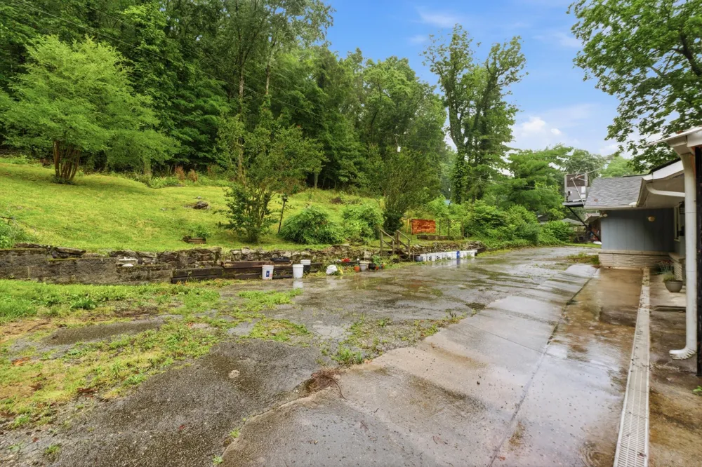 700 Contour Avenue South Pittsburg, TN 37380