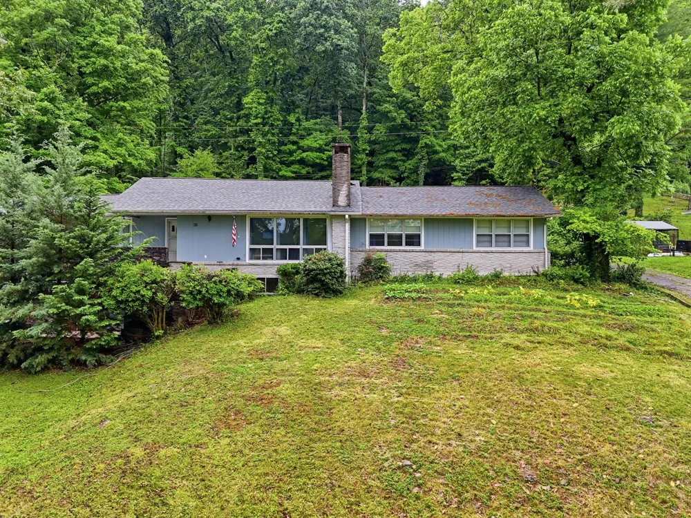 700 Contour Avenue South Pittsburg, TN 37380