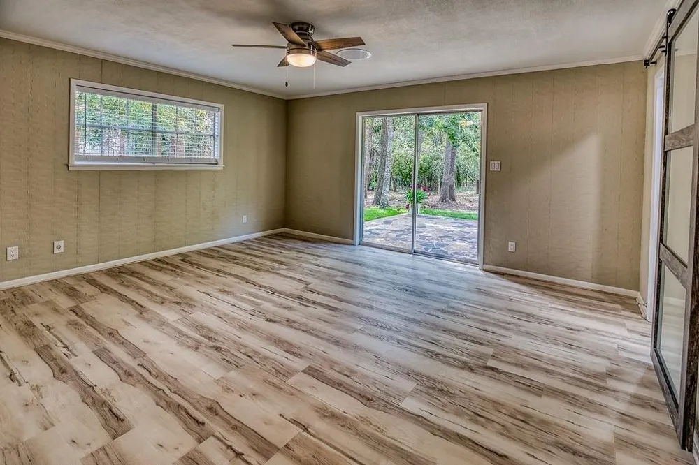 5504 Hillside Brenham, TX 77833