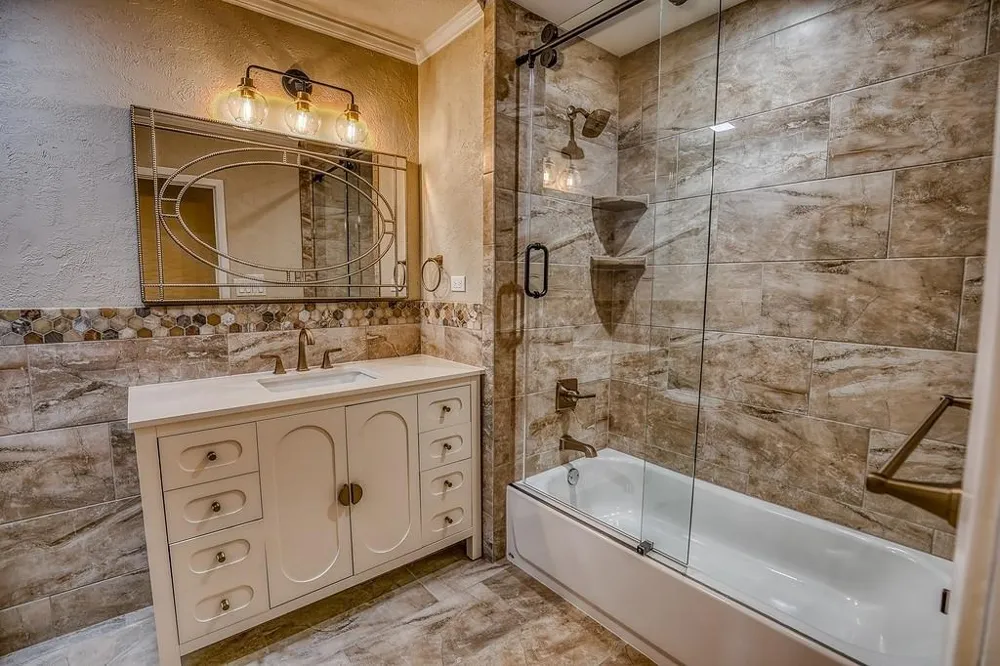 5504 Hillside Brenham, TX 77833