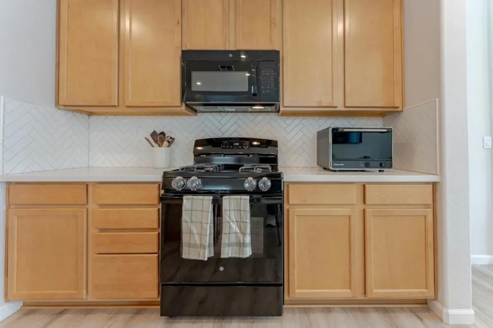 9584 Del Seis Drive Sacramento, CA 95829