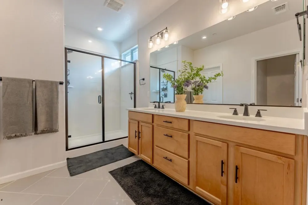 9584 Del Seis Drive Sacramento, CA 95829