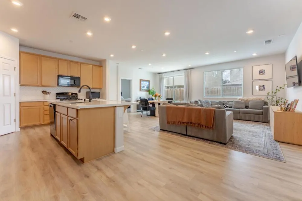 9584 Del Seis Drive Sacramento, CA 95829