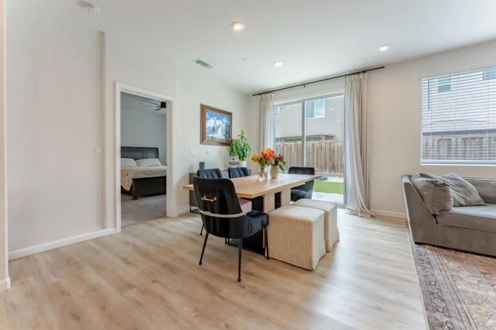 9584 Del Seis Drive Sacramento, CA 95829