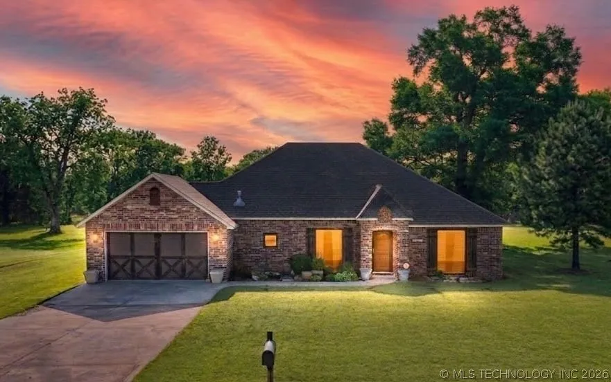 2102 Peaceful Lane