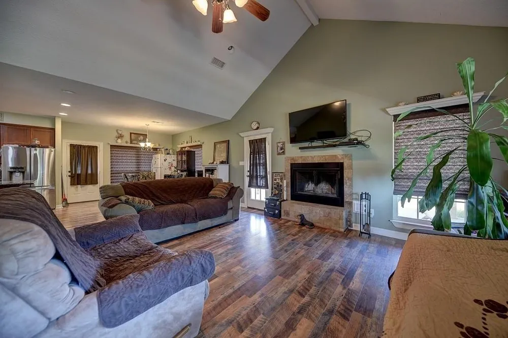 28850 Riley Road Waller, TX 77484