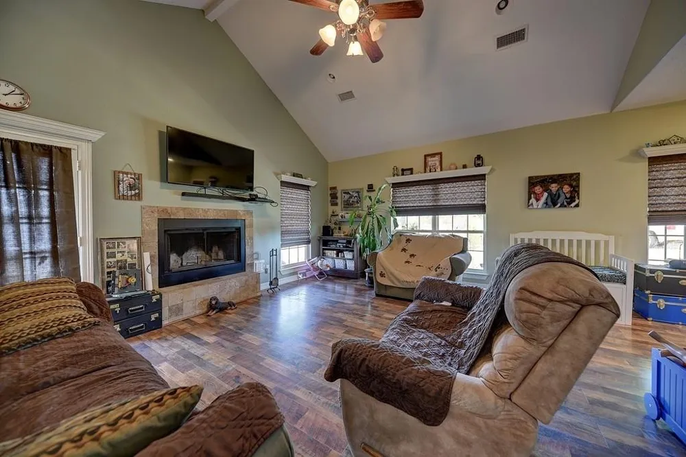 28850 Riley Road Waller, TX 77484