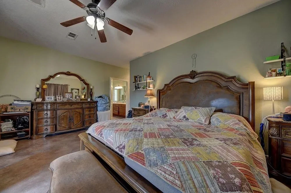 28850 Riley Road Waller, TX 77484