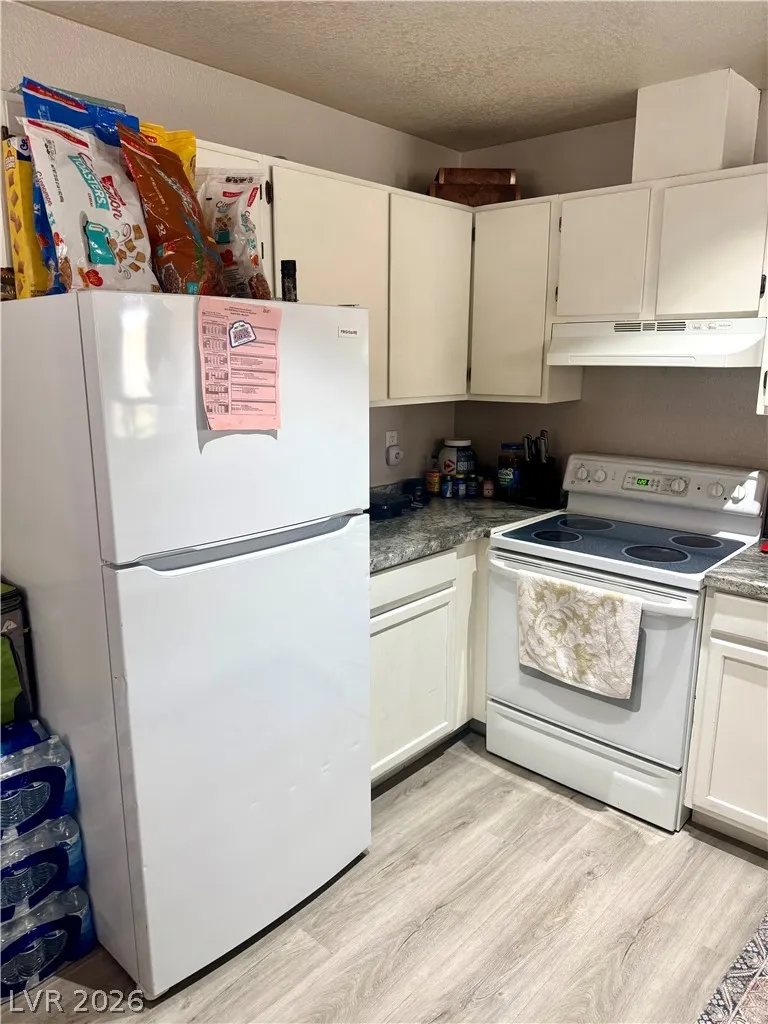 1830 Dwarf Star Drive Las Vegas, NV 89115