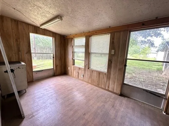 19405 HWY 69 Savannah, TN 38372