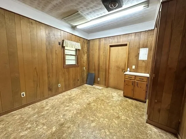 19405 HWY 69 Savannah, TN 38372