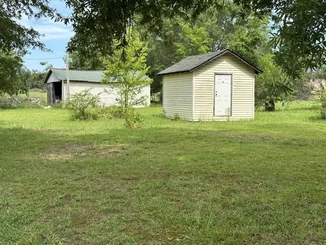 19405 HWY 69 Savannah, TN 38372
