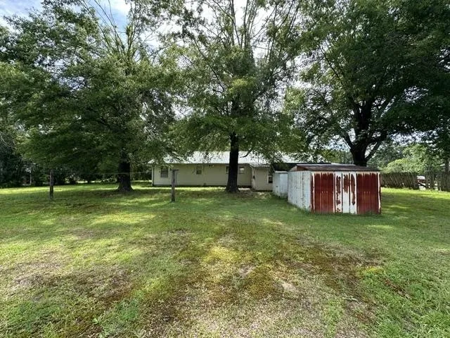 19405 HWY 69 Savannah, TN 38372