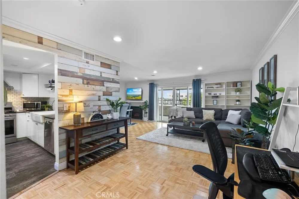 1117 Rosecrans Avenue #15A Fullerton, CA 92833
