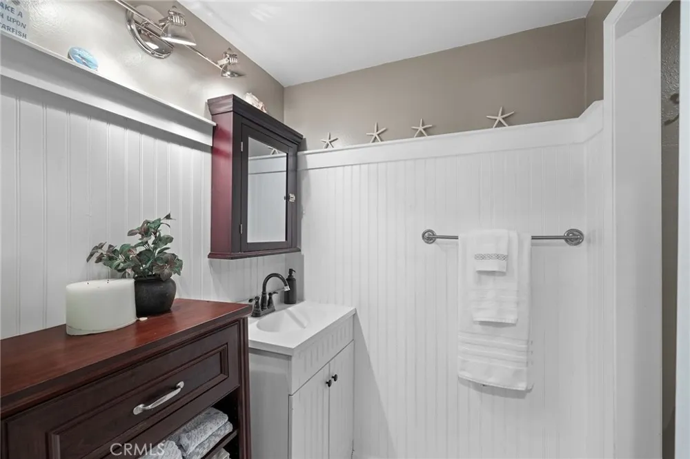1117 Rosecrans Avenue #15A Fullerton, CA 92833