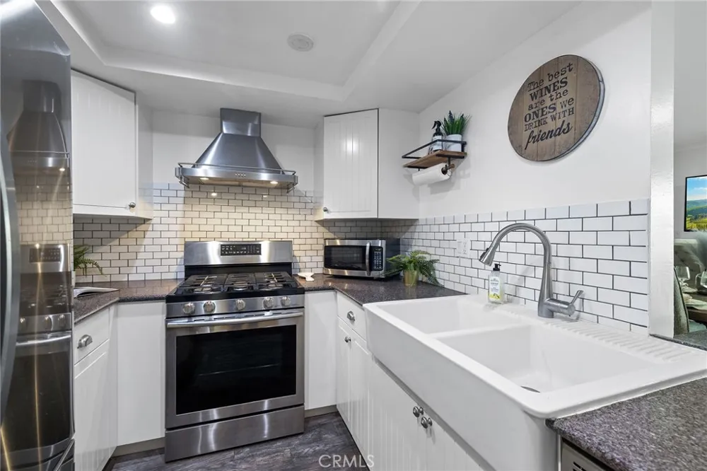 1117 Rosecrans Avenue #15A Fullerton, CA 92833